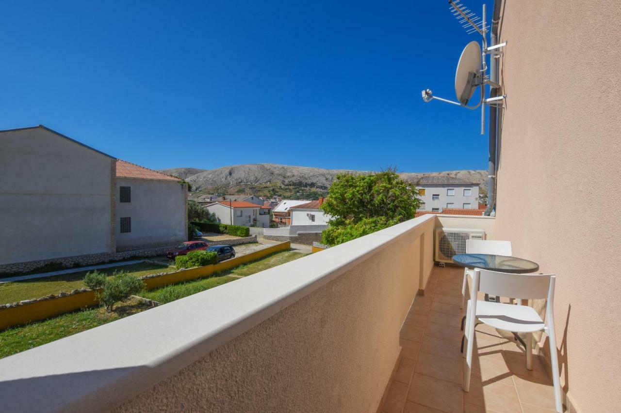 Villa Magena - Luxury Apartments In Pag Center Pag Town Exterior photo