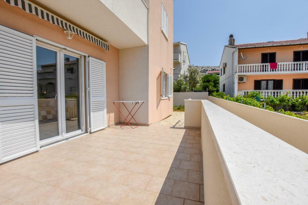 Villa Magena - Luxury Apartments In Pag Center Pag Town Exterior photo