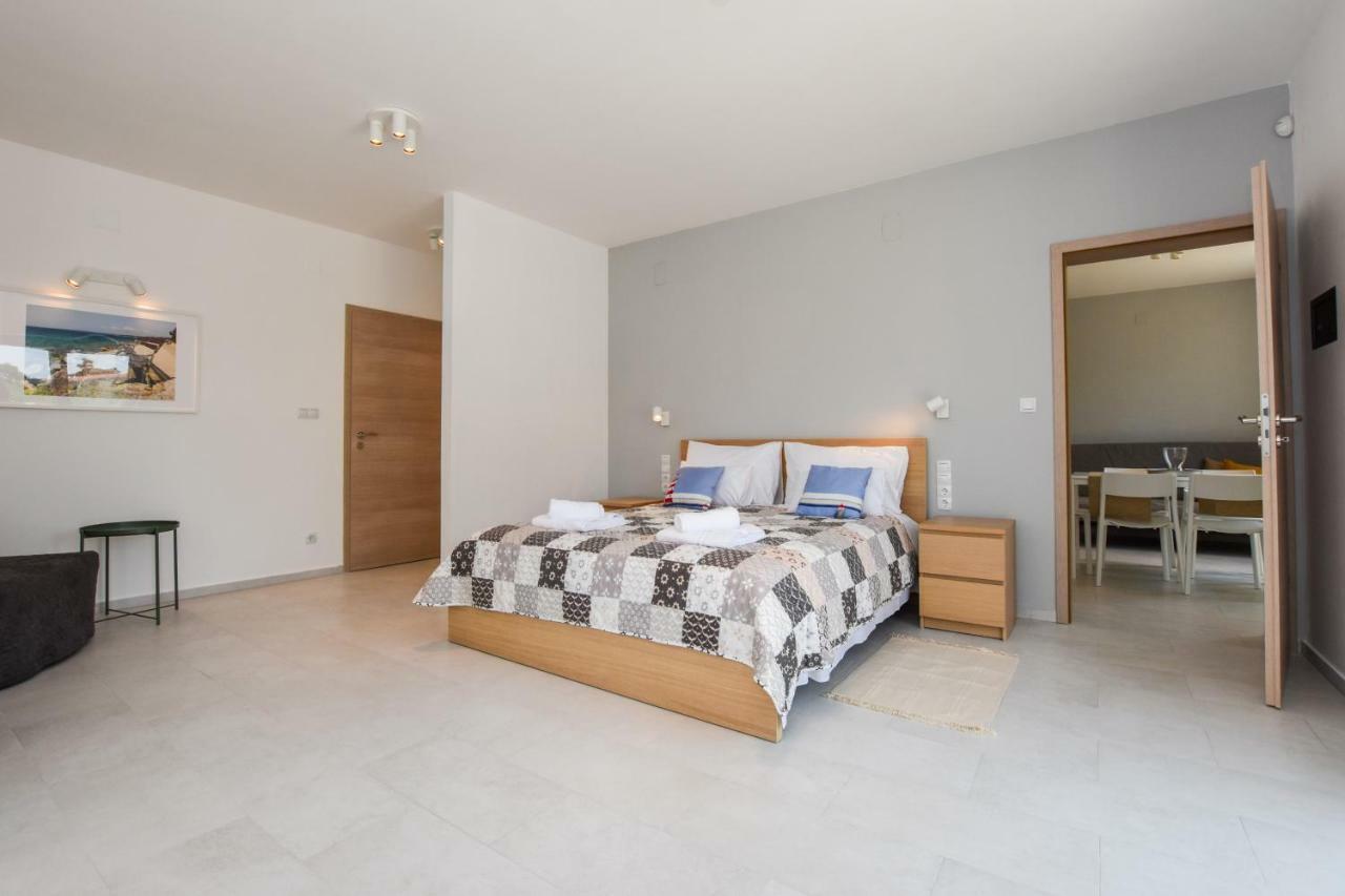 Villa Magena - Luxury Apartments In Pag Center Pag Town Exterior photo